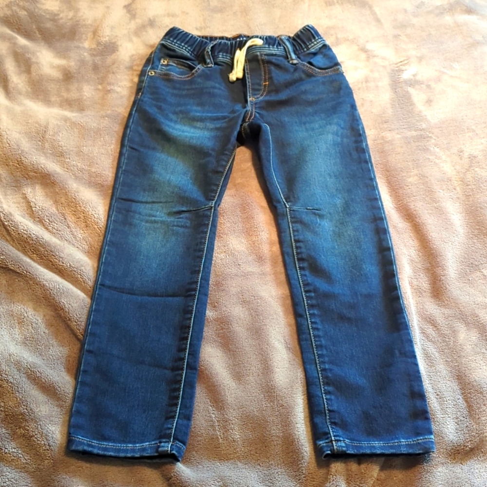 Gap Kids, Stretch skinny pull on jeans, Size Small, like new.